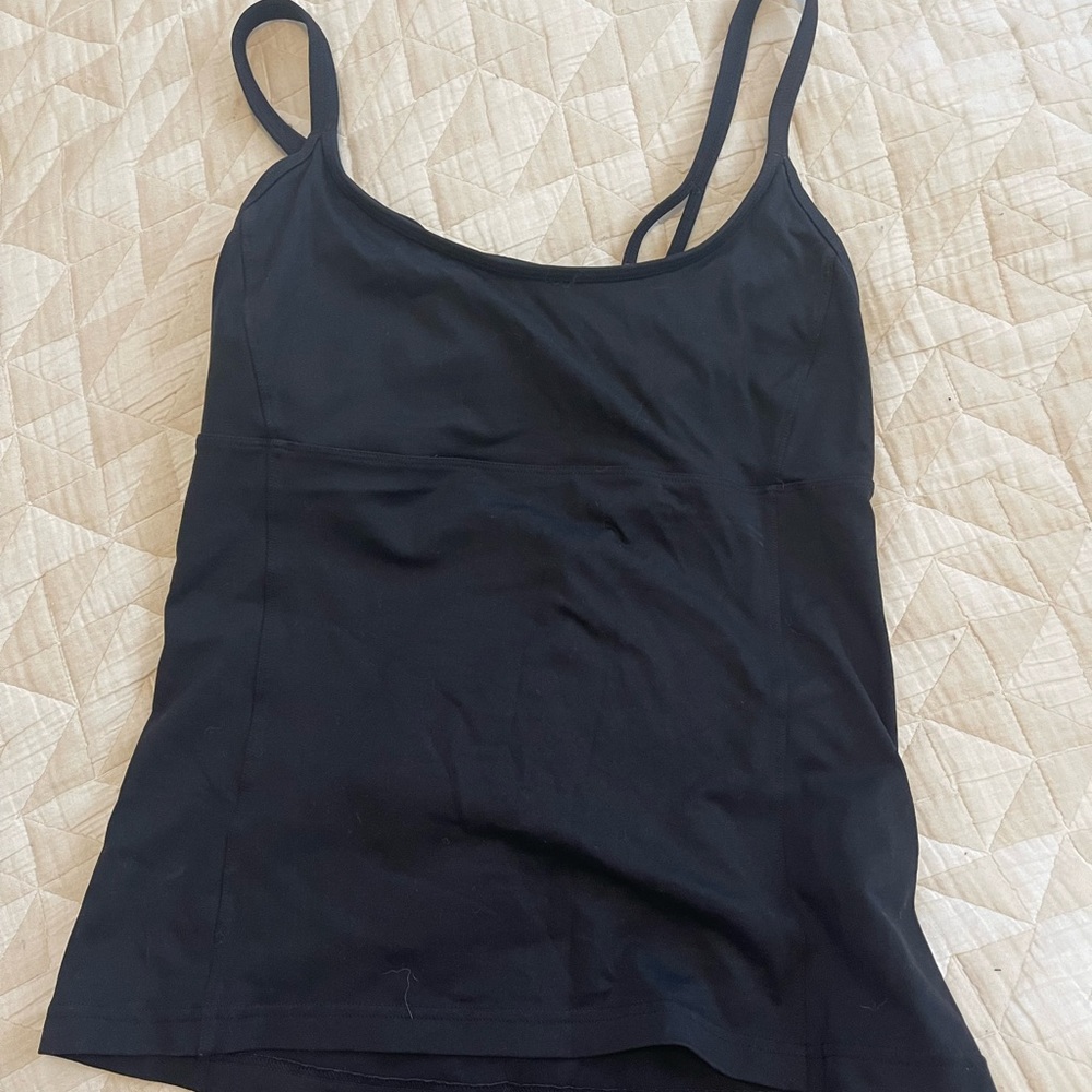 Alo yoga black tank